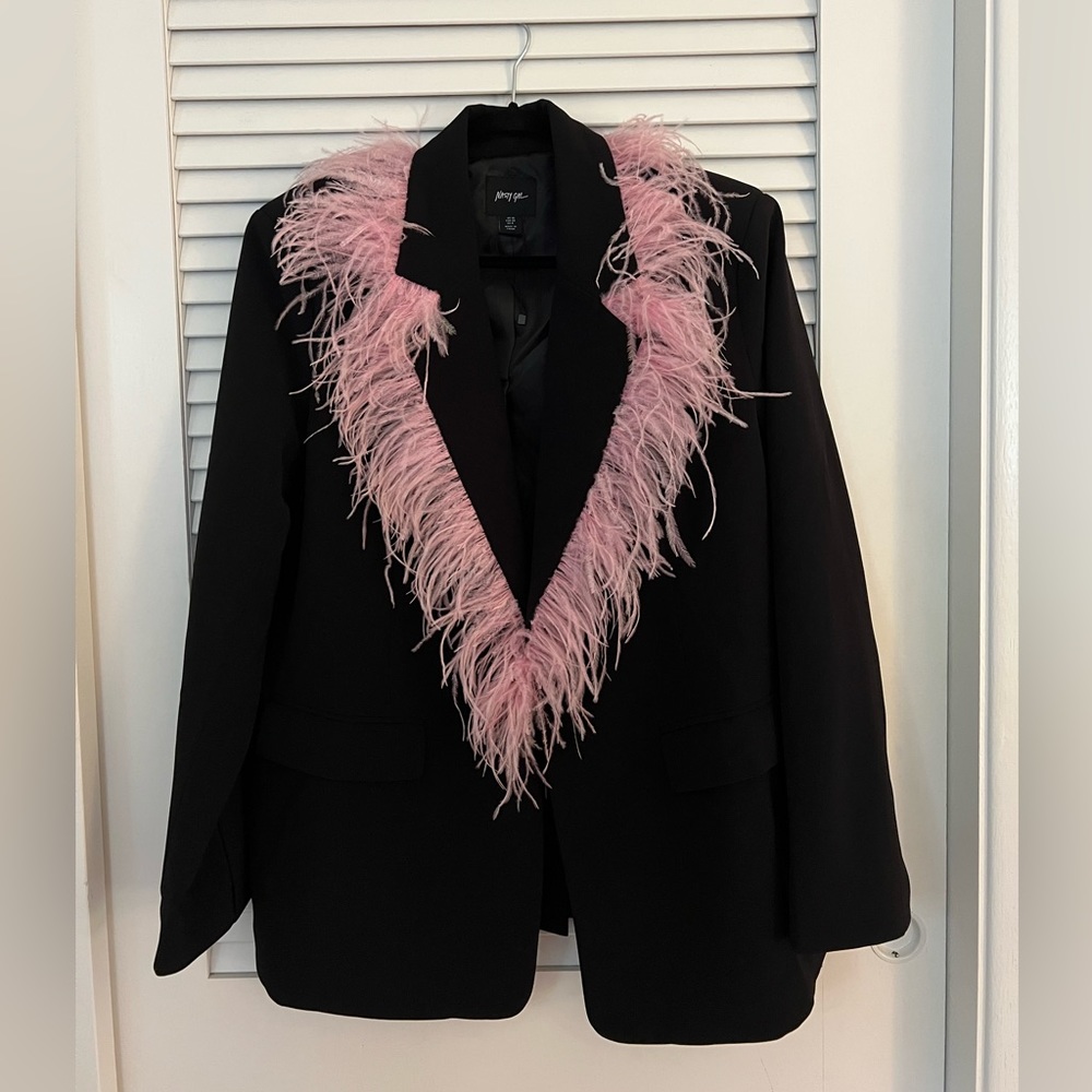 Nasty Gal Black blazer with a lining of pink feathers